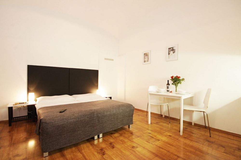 Prague Central Residence Екстериор снимка