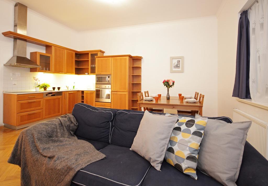 Prague Central Residence Стая снимка
