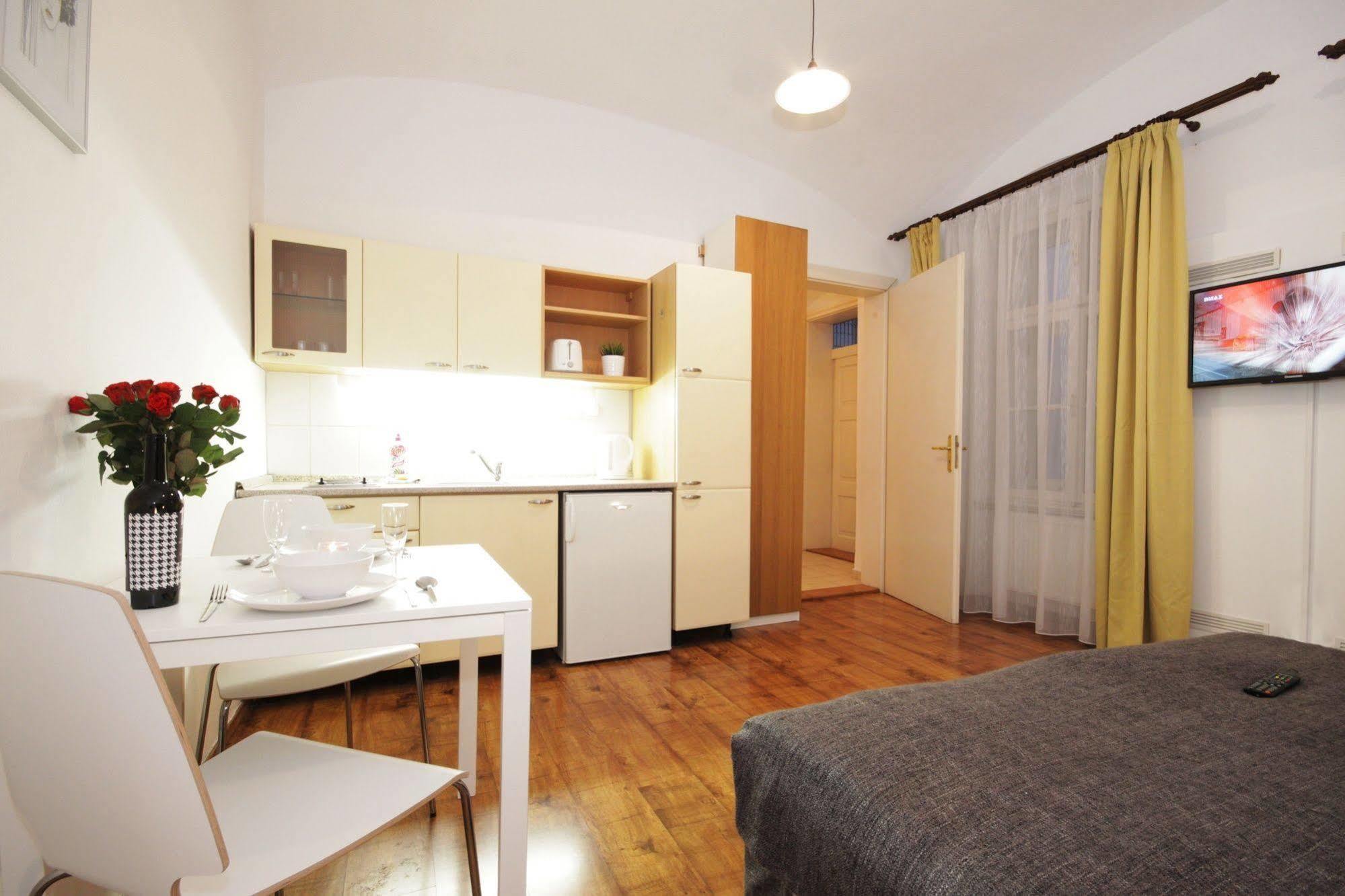 Prague Central Residence Екстериор снимка
