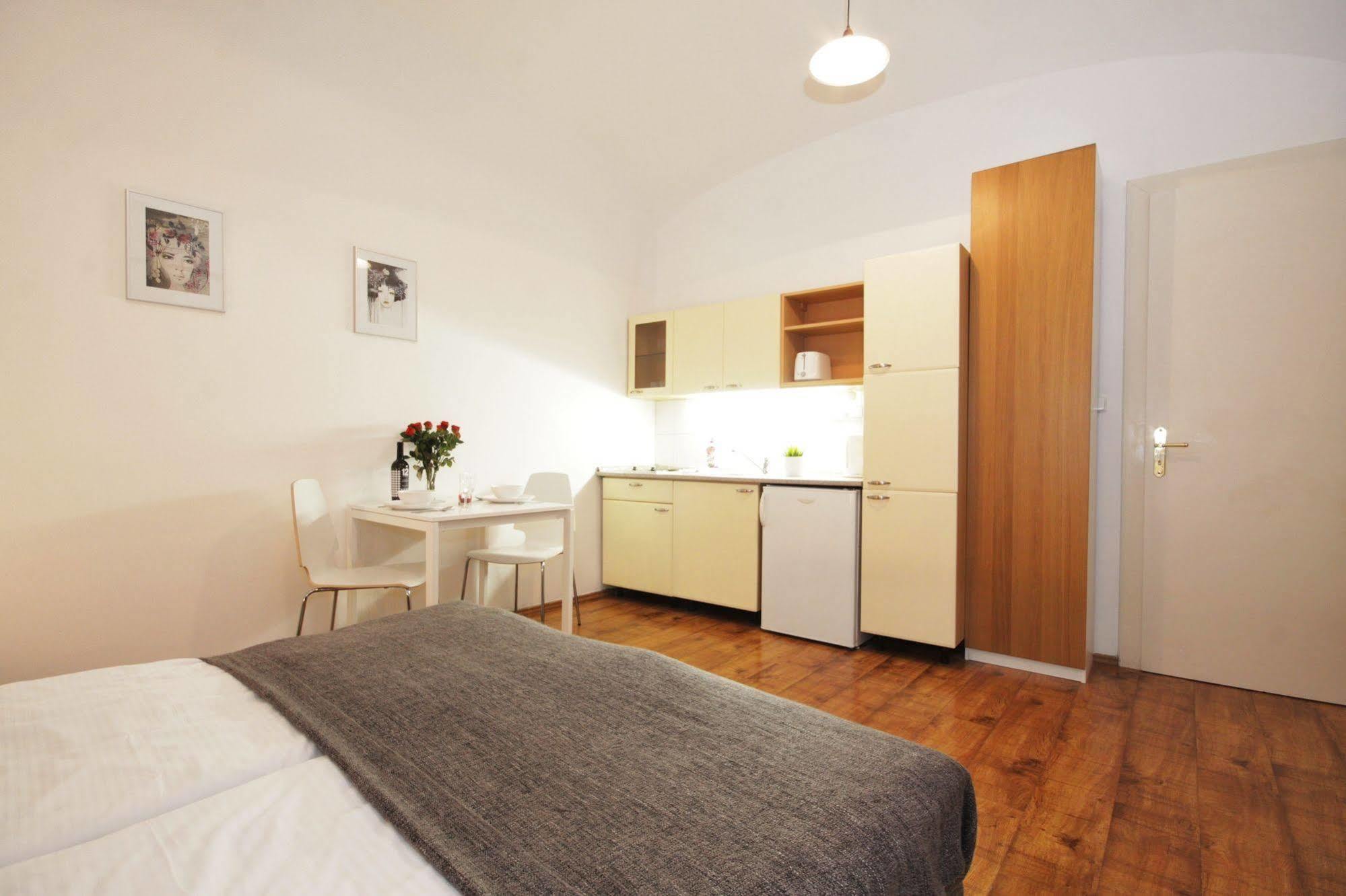 Prague Central Residence Екстериор снимка